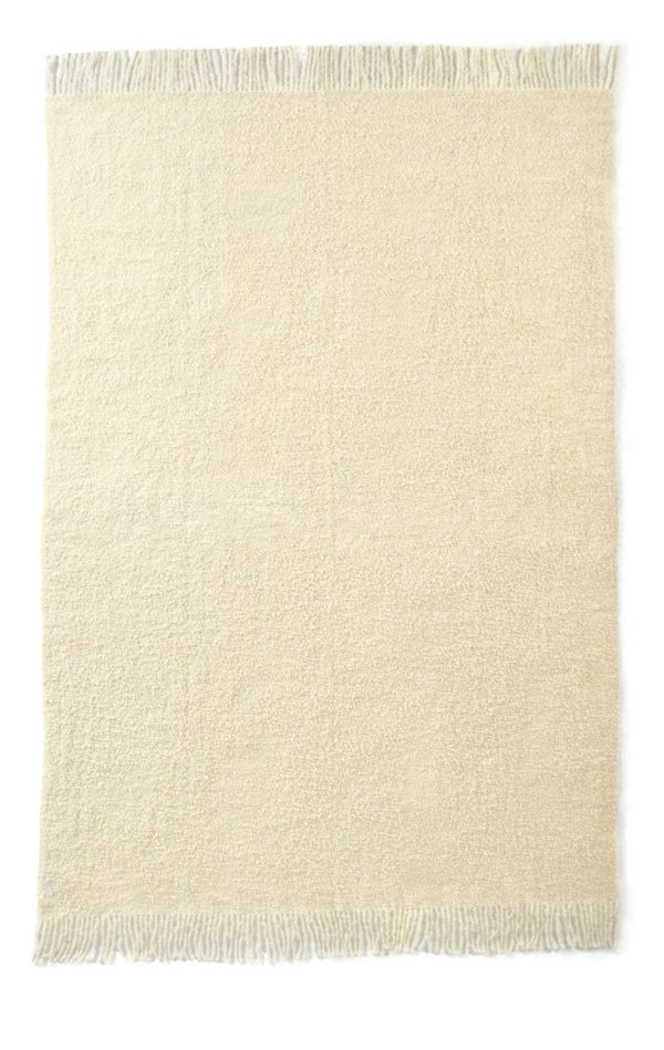 Auskin Luxury Skins 100% Baby Alpaca Throw Ivory Boucle Supply